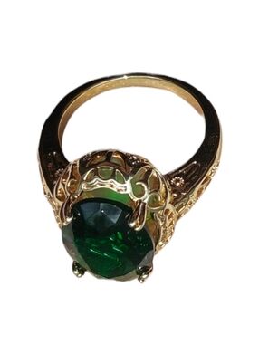 Vintage Style Filigree Large Green CZ Ring